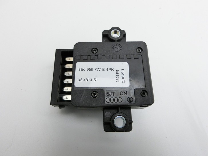Audi A5 8F Cabrio 09-12 Sitzverstellung Schalter Links Vorne Audi A5 8F Cabrio 09-12 25.08.2011 8E0959777B... Vorschau 3
