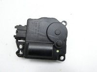 Maserati Ghibli M157 13-24 Luftklappenstellmotor Stellmotor Maserati Ghibli M157 13-24 15.06.2016 545250008... Vorschau 3