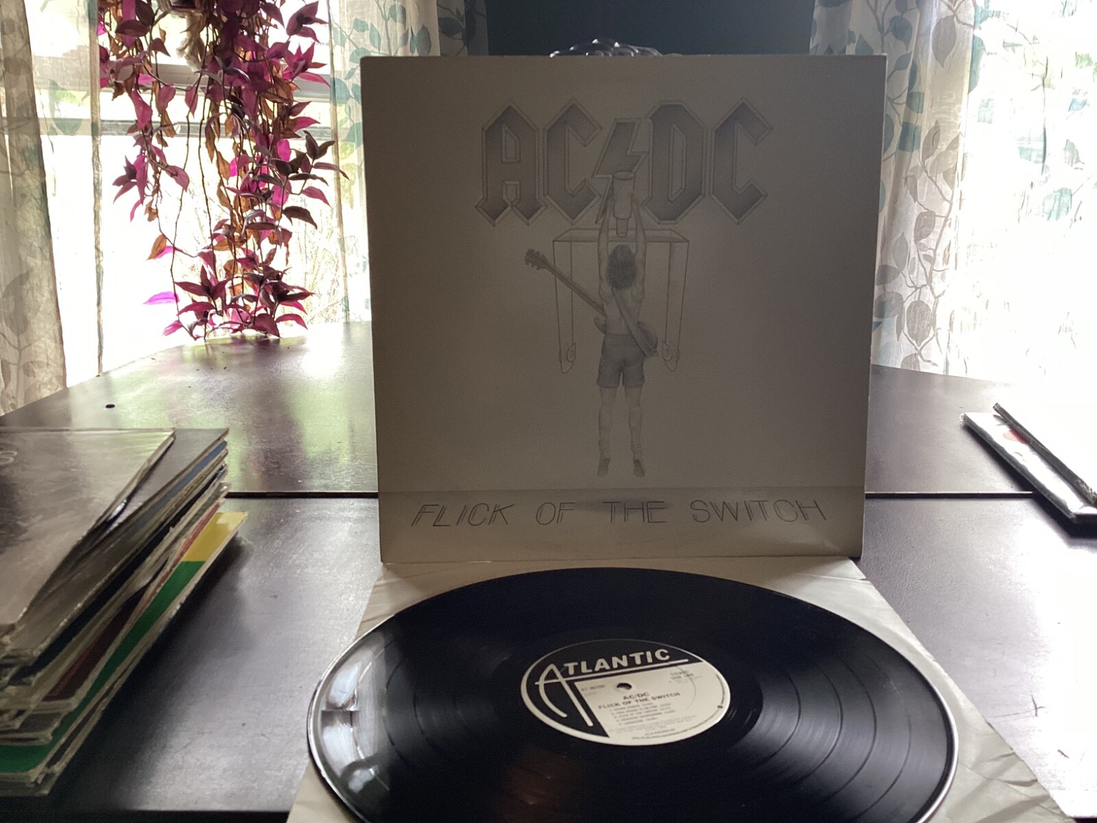 AC/DC – Flick Of The Switch ・1983 LP AC/DC Flick Of The Switch vinyl 1983 LP A1 80100 VG+ Very