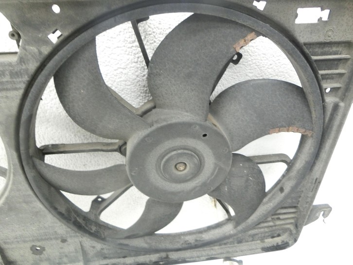 Ford Connect 06-09 TDCi 1,8 66KW Lüfter Ventilator f. Kühler Ford Connect 06-09 22.08.2008 4T16-8C607-KC 4986738... Vorschau 2