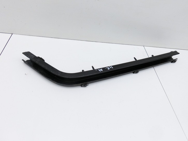 Fiat Doblo II 263 10-15 Laufschiene Führungsschiene für Schiebetür Rechts Mitte Fiat Doblo II 263 10-15 24.01.2012 ... Vorschau 2