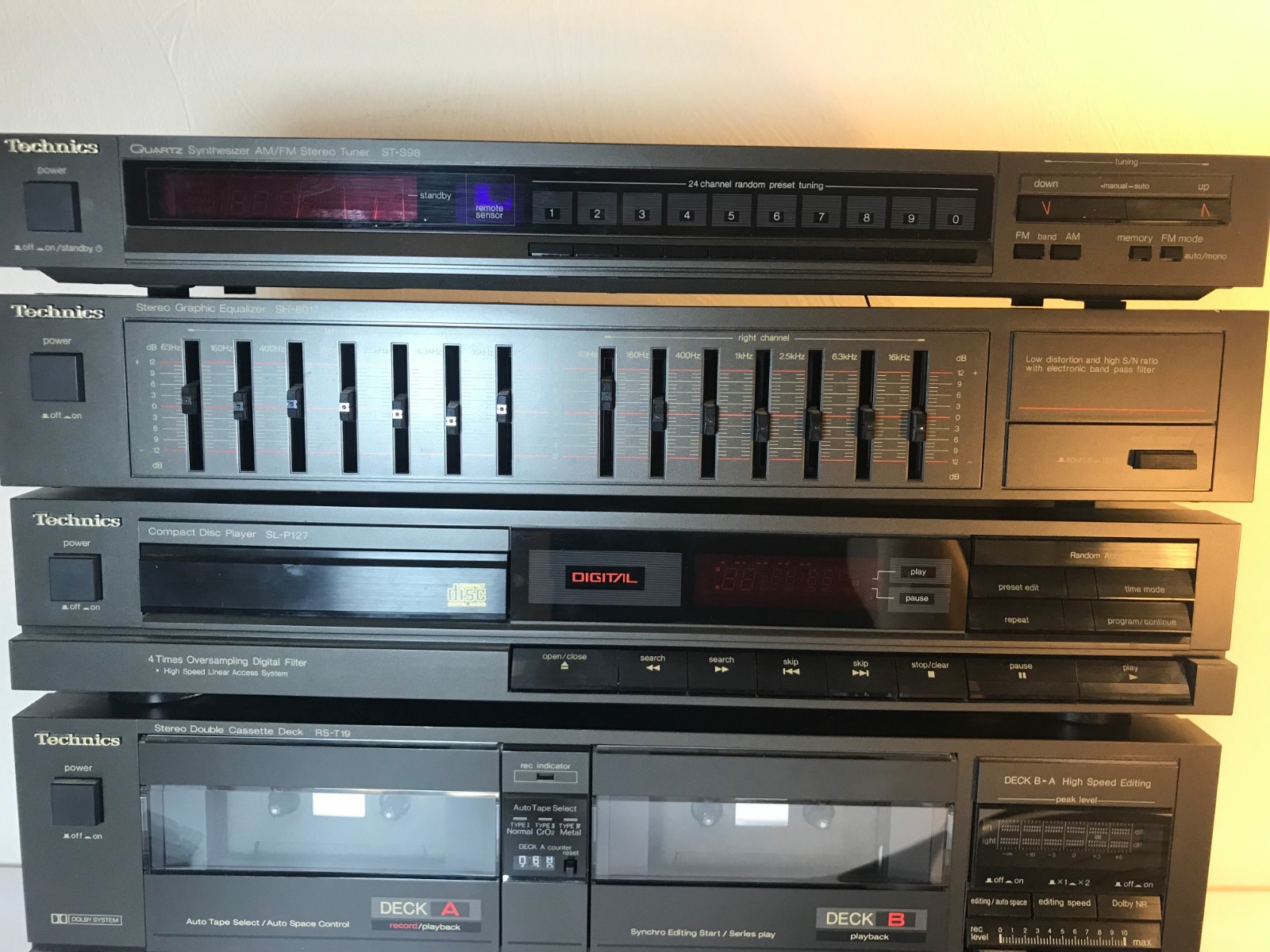 Technics Stereo System SU-V98 / RS-T19 / SL-P127 / SH-8017 / ST-S98 / SL-BD27