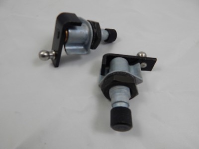 HUMVEE WINDSHIELD WIPER PIVOT - SET OF 2 - 2540-01-422-0253 3040-01-210-6943