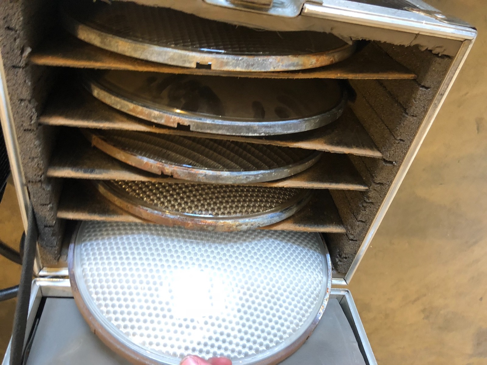 Arri Sun 4000 Watt HMI Light with Lens/100 Bates Cable/Twist Lock Bates Adapter