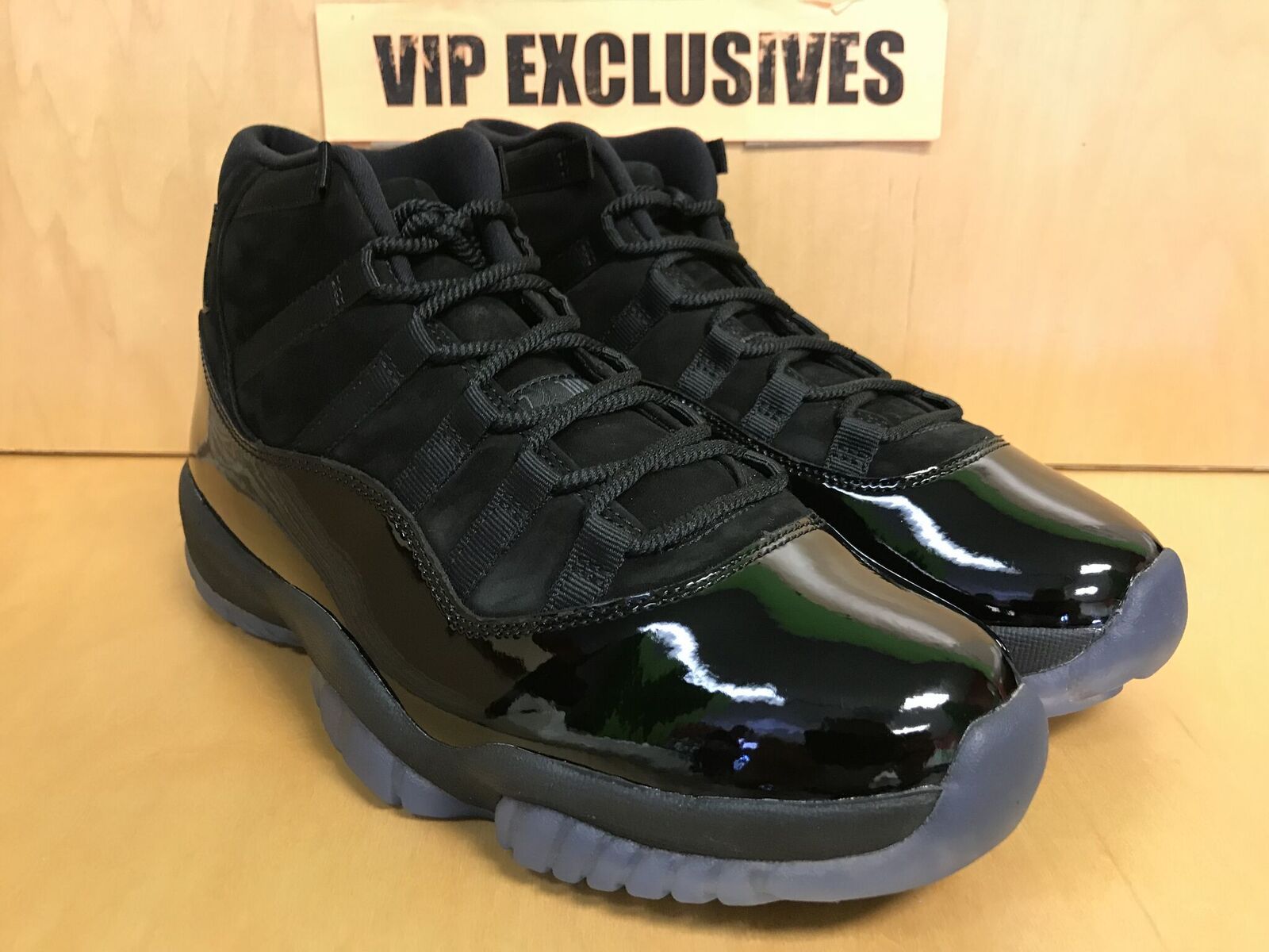 nike jordan cap and gown