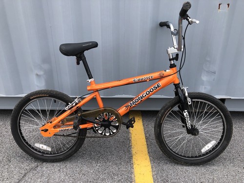 Vintage Mongoose Boys Booster 20 in. Freestyle Bike Vintage Mongoose Boys Booster 20 in. Freestyle Bike
