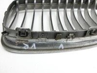 BMW E91 320D LCI 09-13 Niere Frontgrill Kühlergrill Rechts BMW E91 320D LCI 09-13 30.09.2009 7201968 51137201968... Vorschau 6
