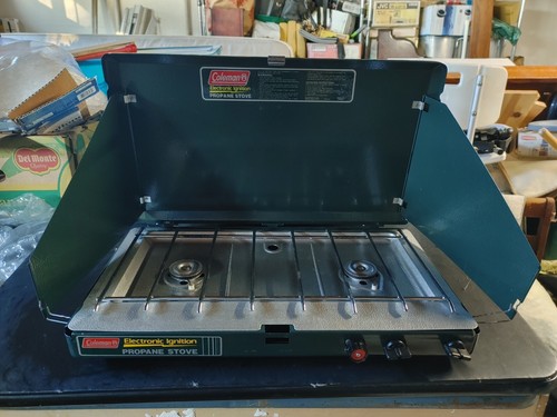 Coleman Propane Stove #5435 Elect Ign Bag/Propane Bottle