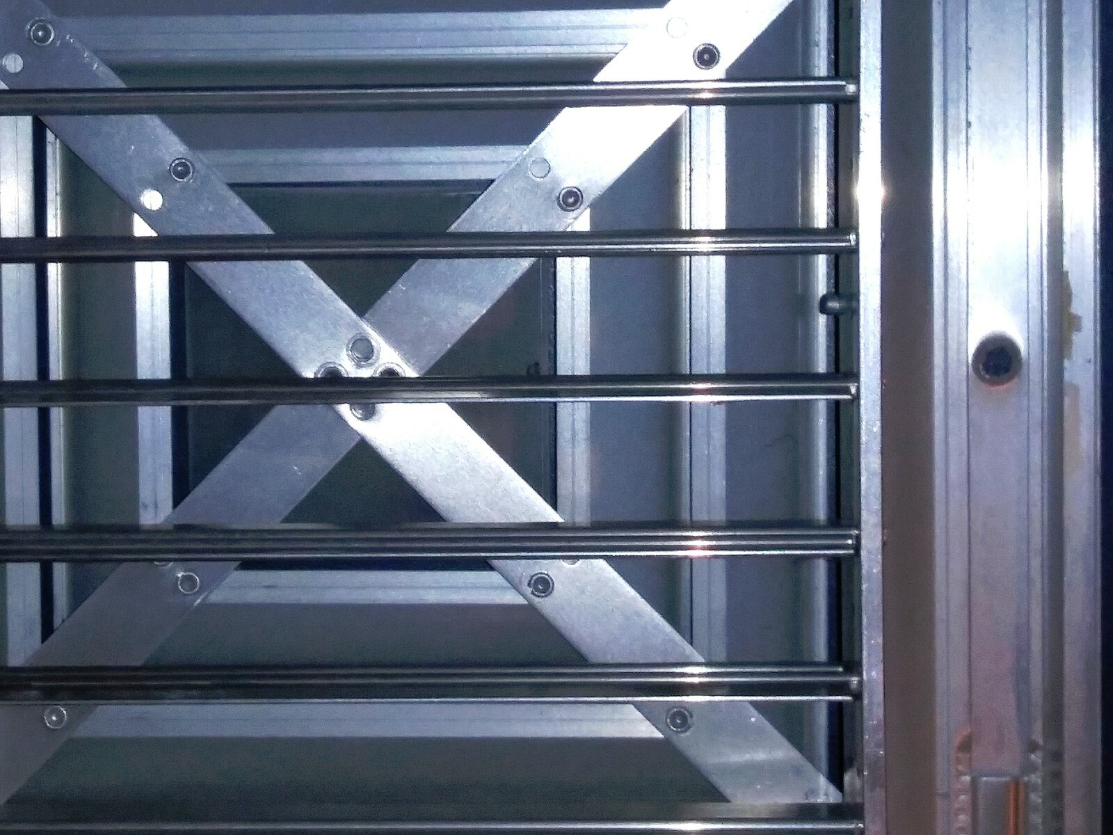 11X11 ADJUSTABLE AIR SUPPLY DIFFUSER - HVAC