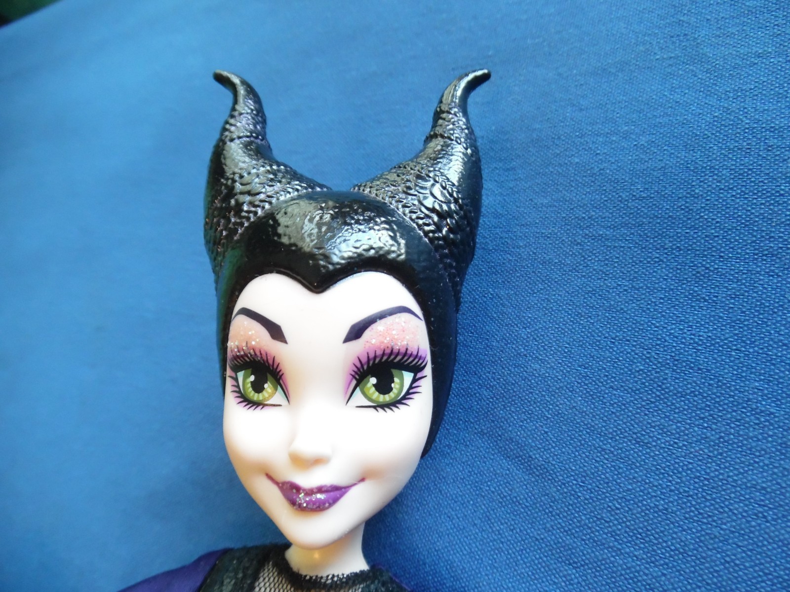 DISNEY DESCENDANTS MALEFICIENT DOLL