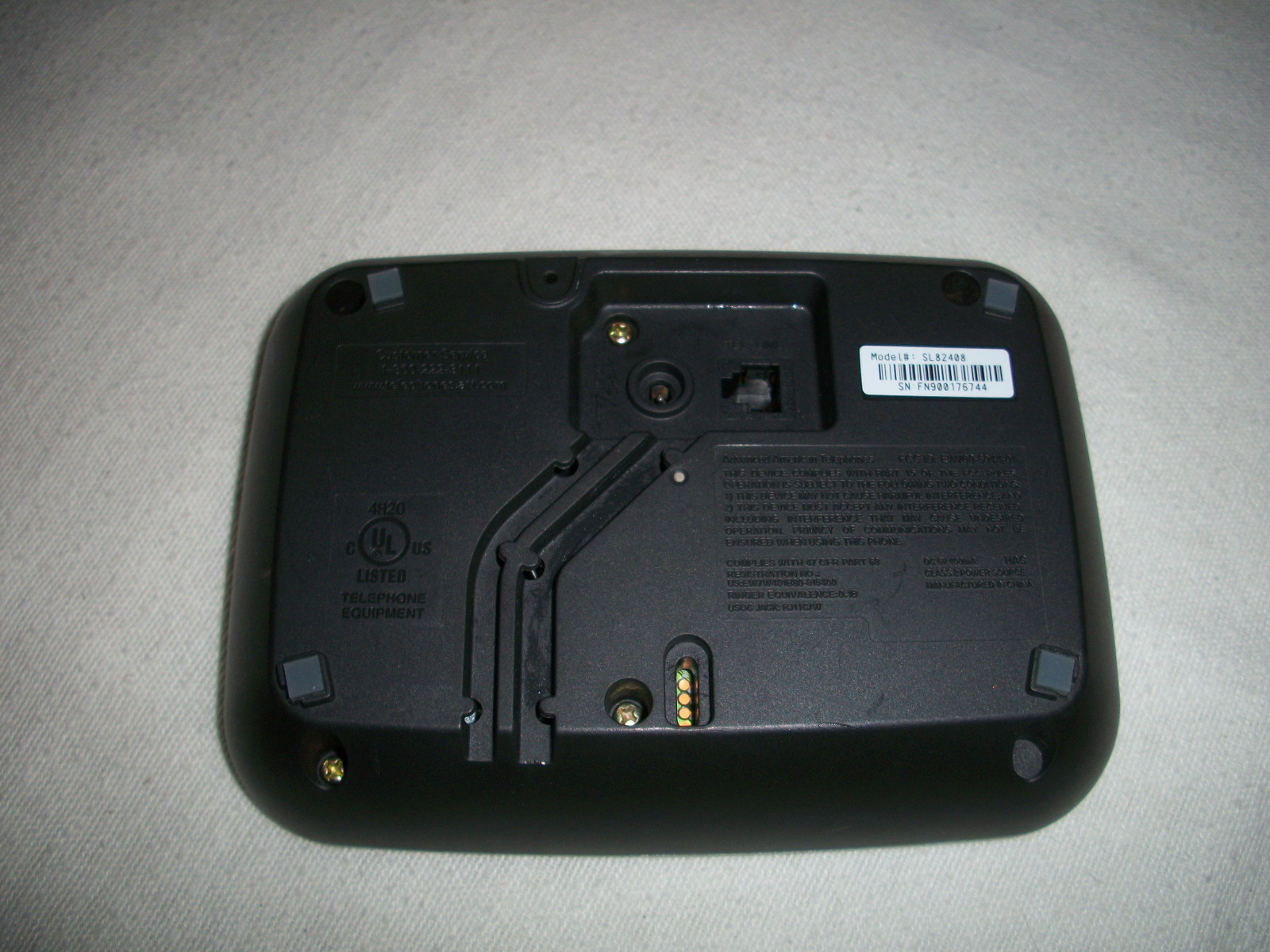 AT&T SL82408 Main Base Answering System w/AC Power Supply