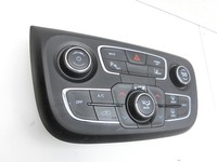 Jeep Compass II 17-21 Bedienteil Bedienelement Heizung Klimabedienteil Jeep Compass II 17-21 12.08.2019 60928135... Vorschau 2
