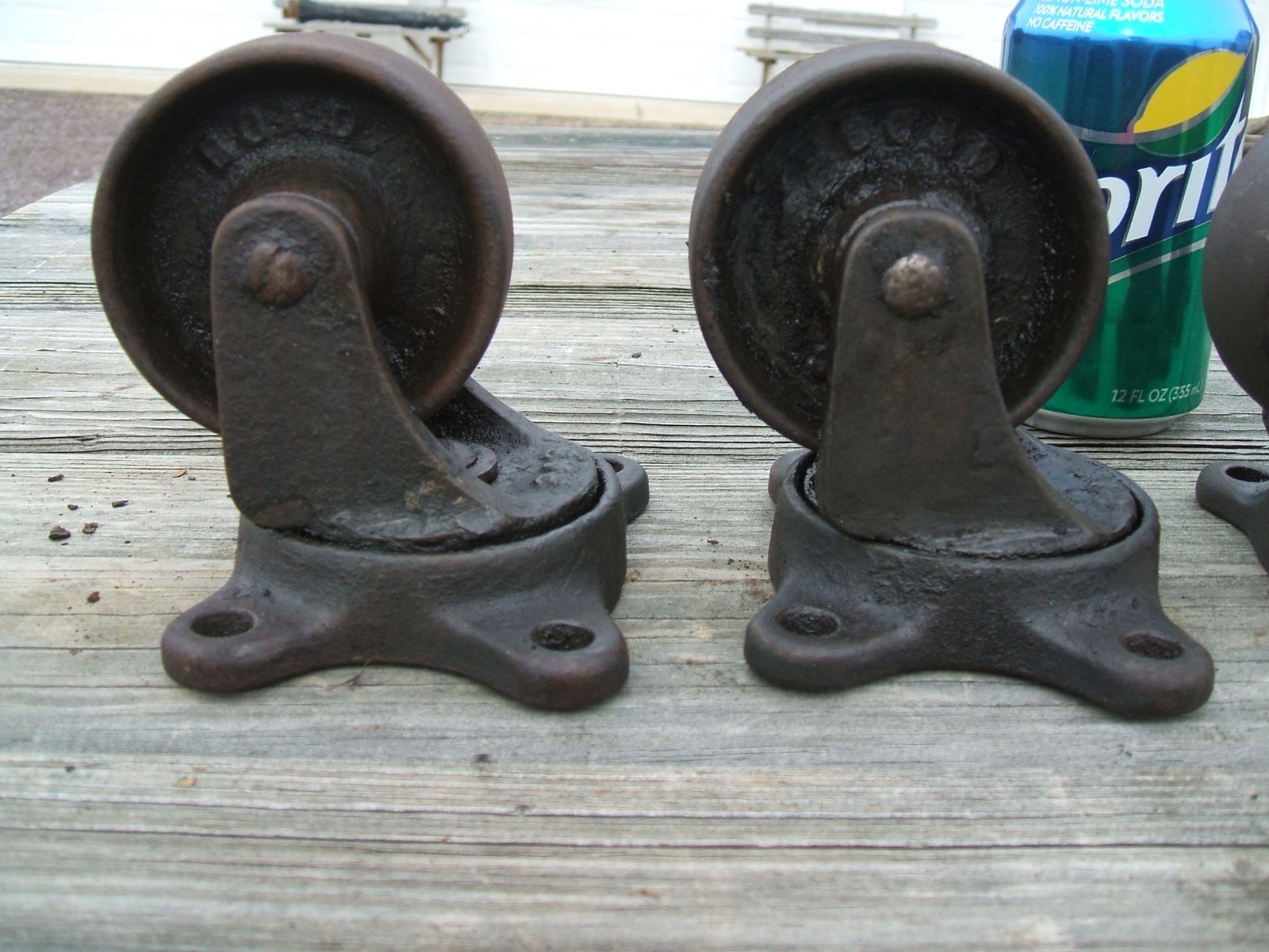 SET OF 4 VINTAGE  