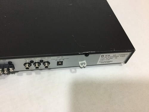 TOA AM/FM Synthesizer Tuner DT-930 Japan Made Unit Only UNTESTED