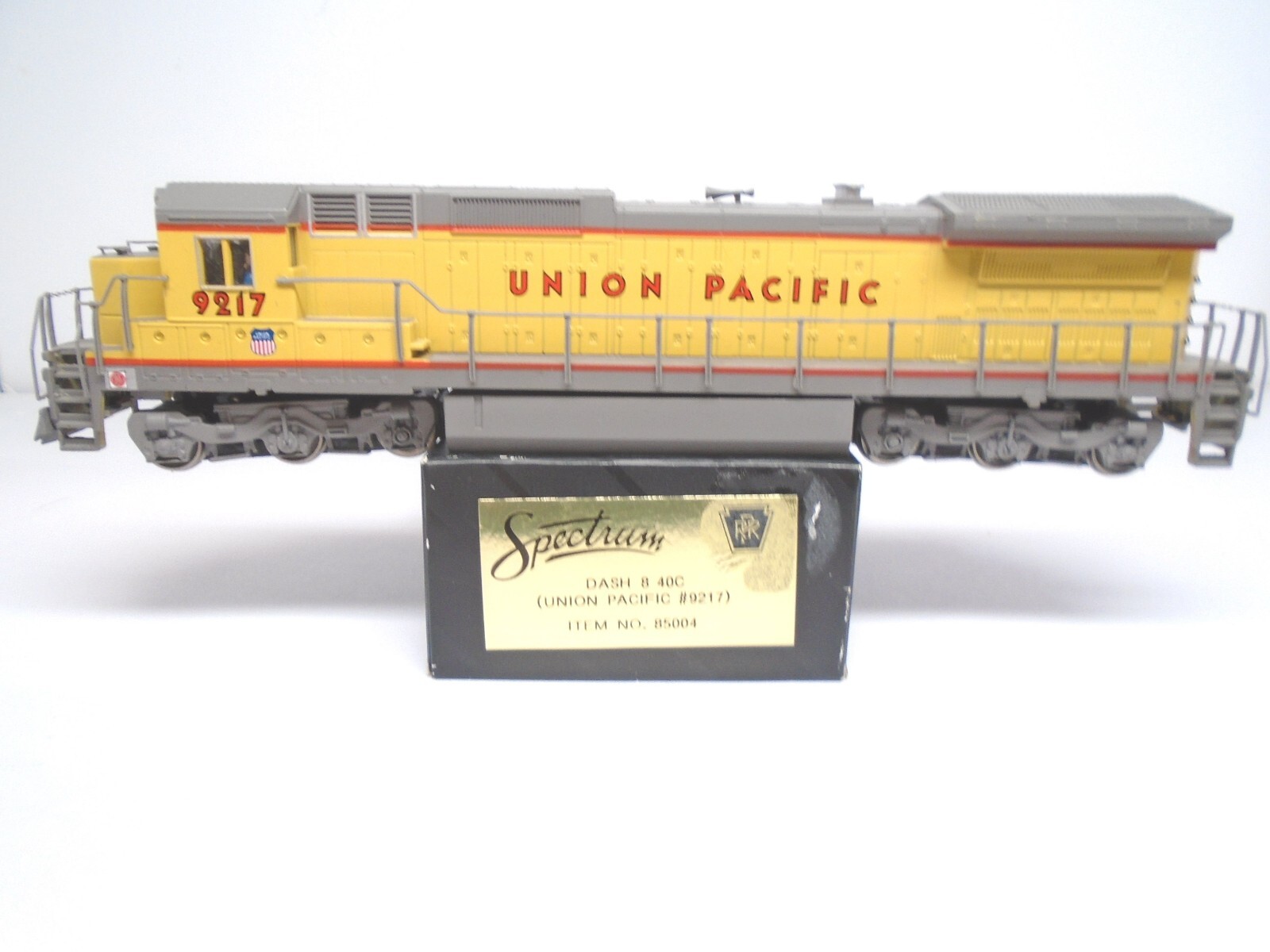 Bachmann Ho 85004, Dash 8-40C Locomotive, Union Pacific 9217