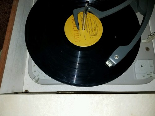 Vintage Fidelity Portable Phonograph Mark 105