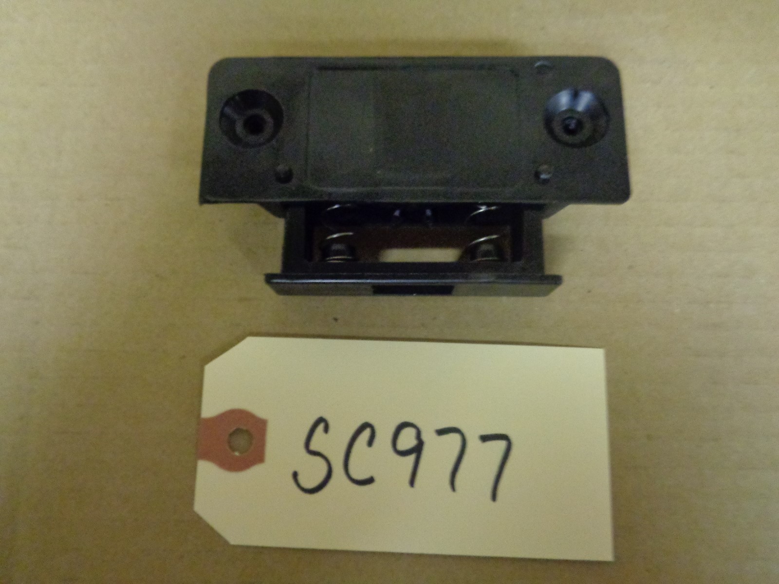 Original Samsung  Microwave Latch  P/N:  DE6101435  DE61-01435 - SC977