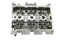 Seat Mii KF1 11-16 1,0 55KW CHYB Zylinderkopf Leer Seat Mii KF1 11-16 15.11.2012 04C103404B gebraucht Vorschau 1