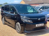 Toyota Voxy  Manual