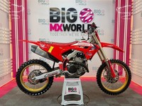 Honda CRF 250 2023 - 50 Hours - Gold Rims & Yoshimura Exhaust