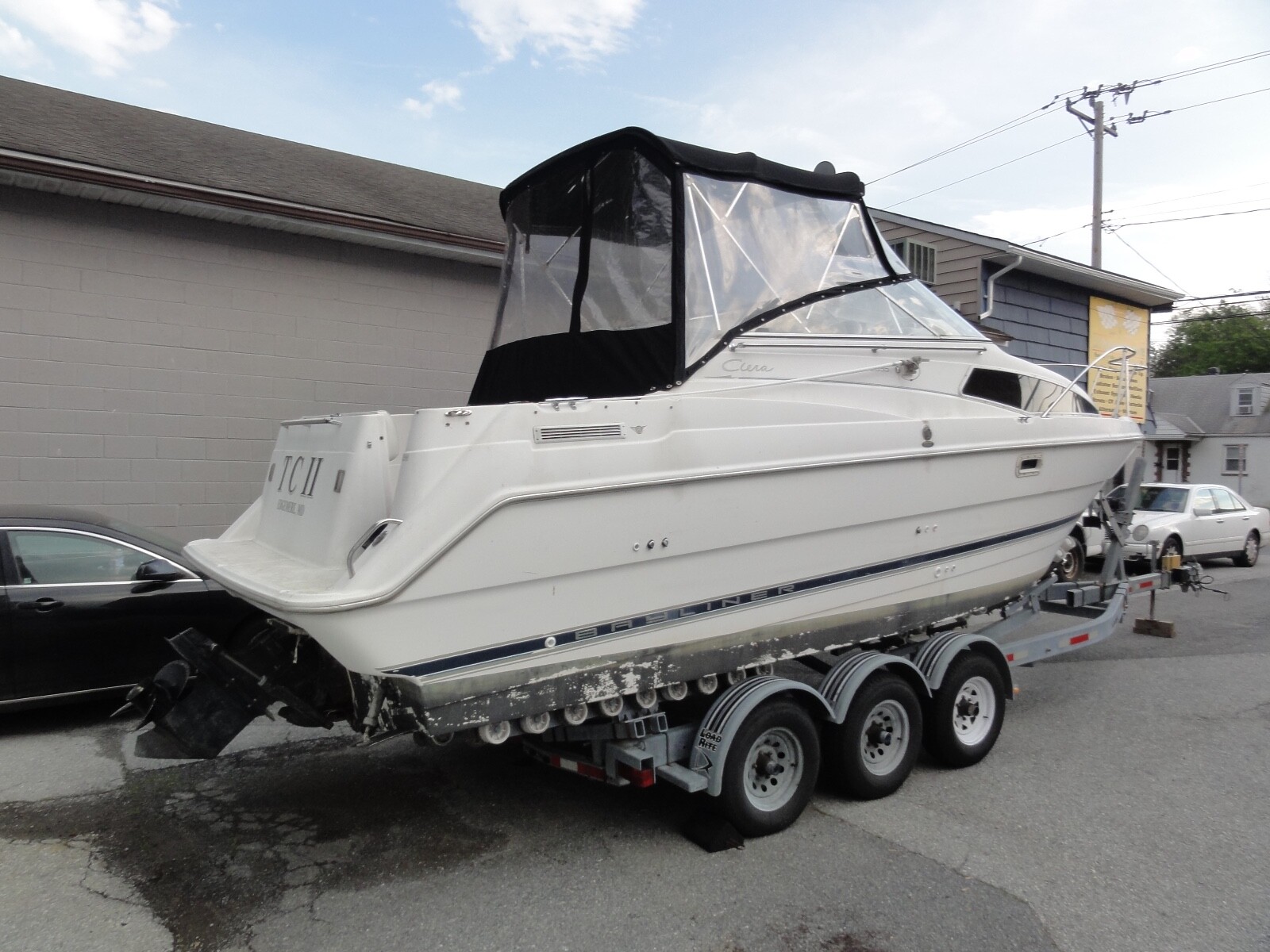 Turn Key Ready To Go Runs Great, Lift Kept Aft Cabin Needs Clean Up No Reserve