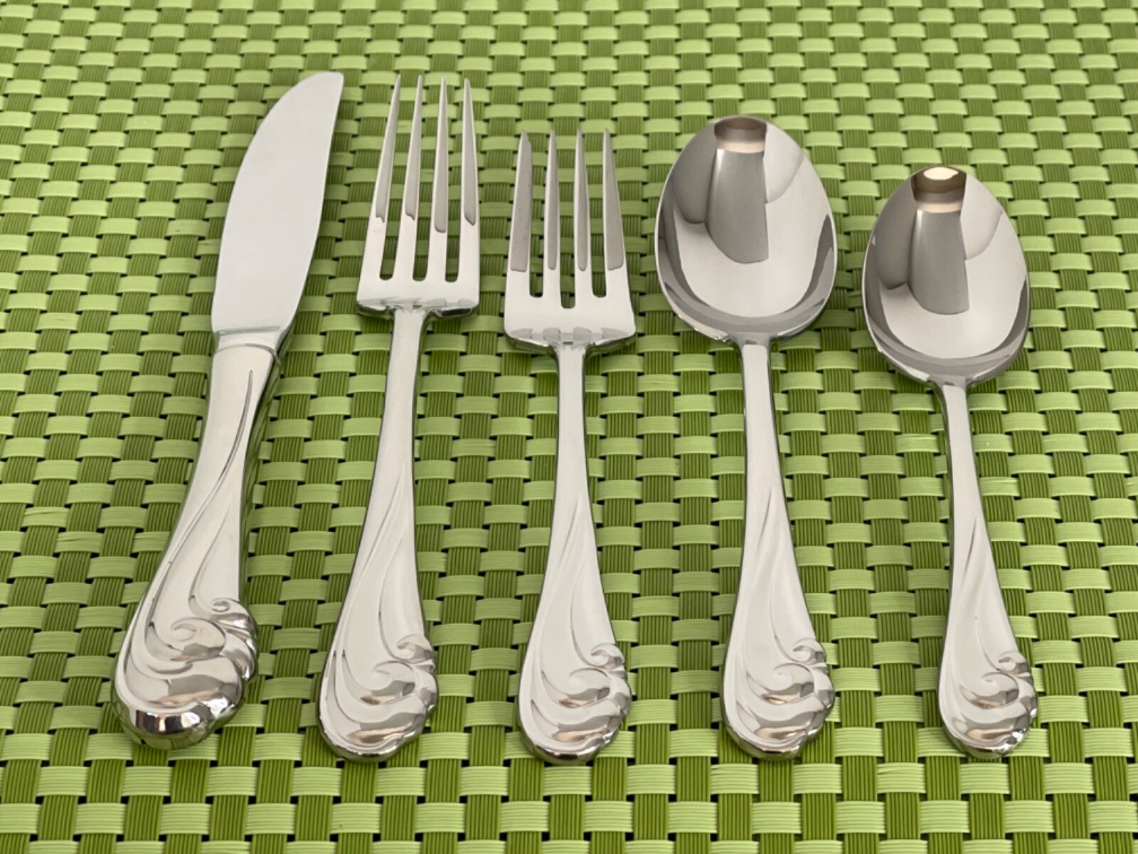 Kirk Stieff BREAKERS 1984 Stainless 18/8 Japan NEW Flatware
