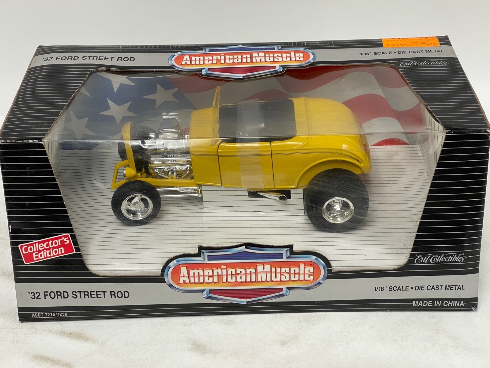 1/18 ERTL American Muscle American 1932 Ford Street Rod in