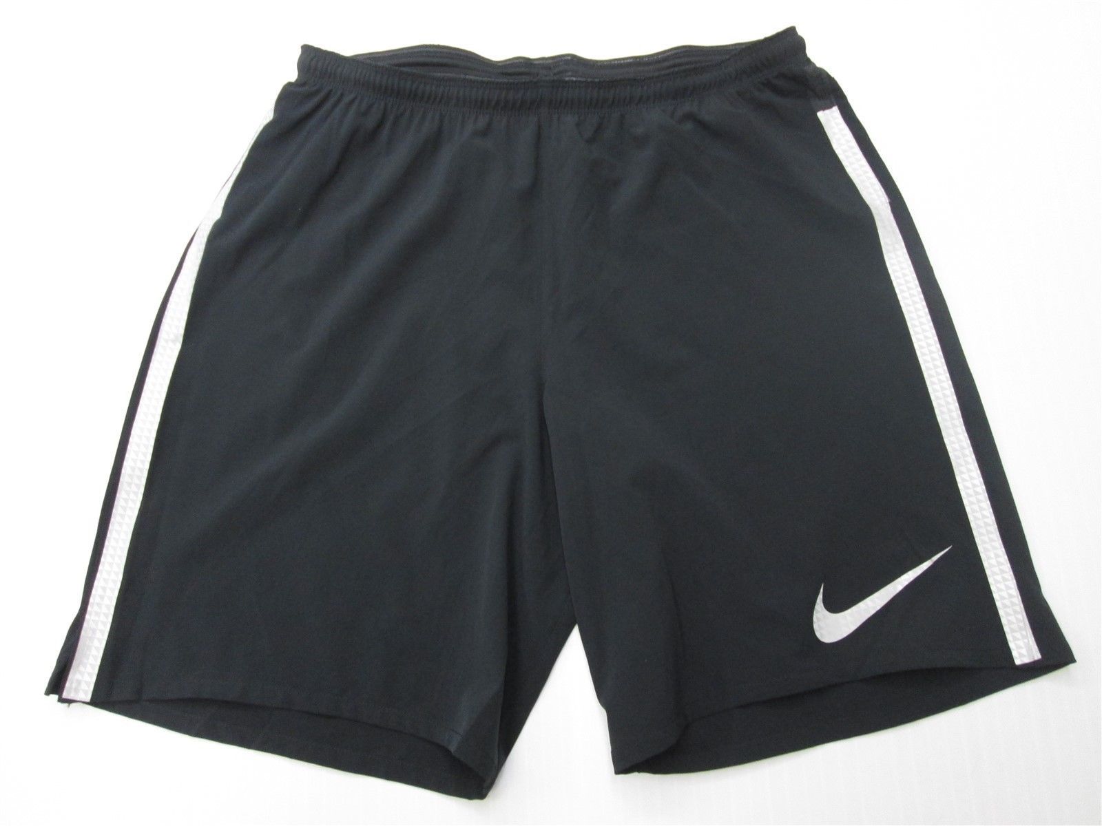Pantalones Cortos Nike Talla M para Mujer