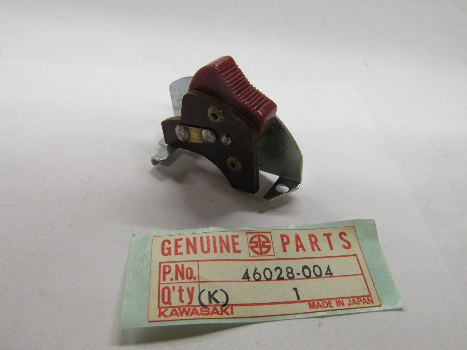 KAWASAKI OEM NOS 46028-004 SWITCH-ENGINE STOP 74 F11 | eBay