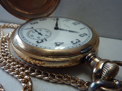 GORGEOUS ELGIN 15 JEWEL ORNATE 16 SIZE HUNTER CASE POCKET WATCH w/ CHAIN & FOB