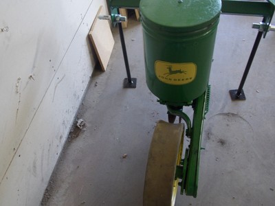 1 Row John Deere 70 Food Plot Sweet Corn Planter Deer 71 Sweet Corn