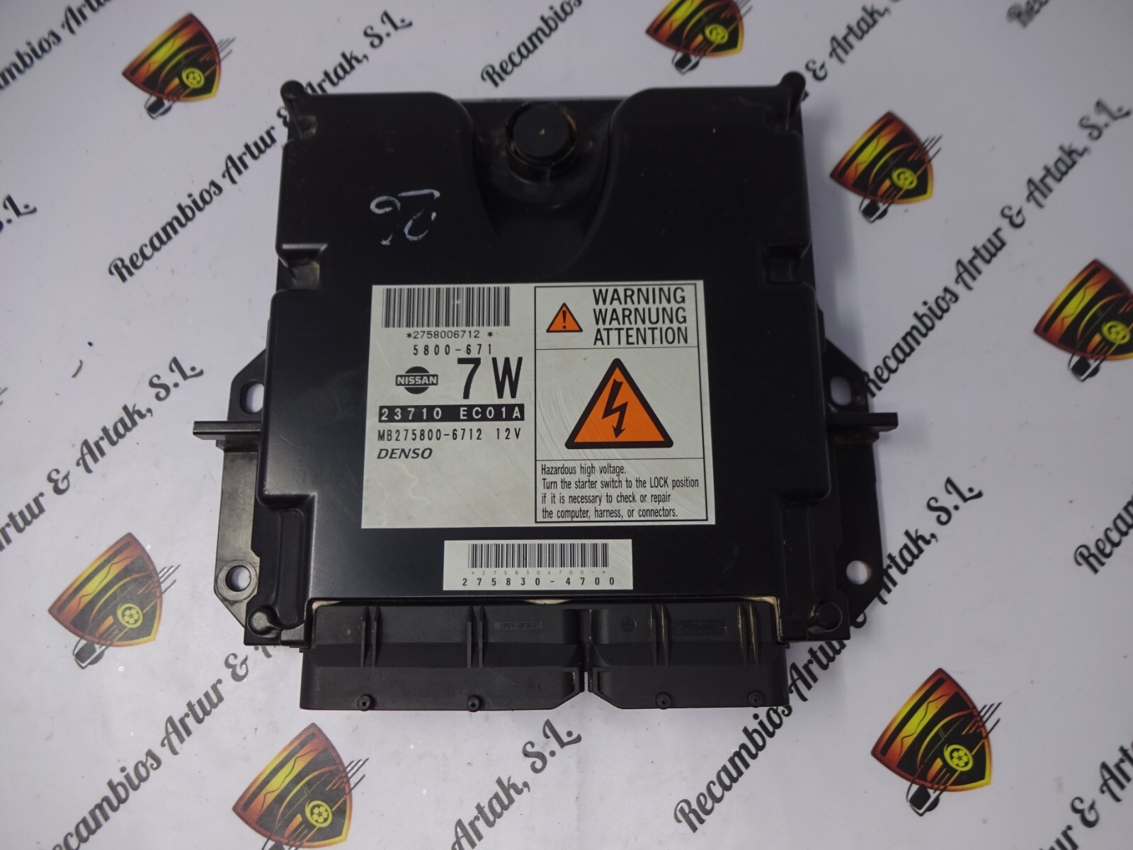 Engine Control Unit Nissan Pathfinder 23710EC01A 23710-EC01A