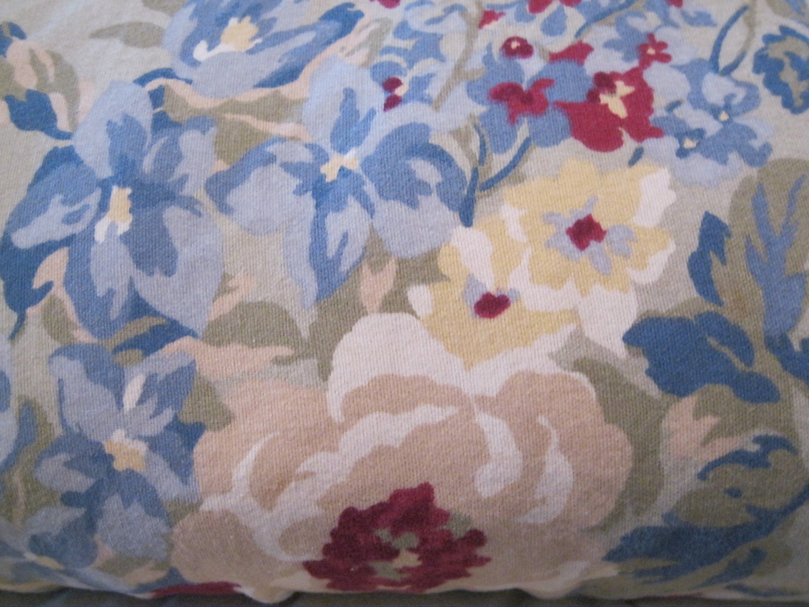 POTTERY BARN SOFT FLANNEL DUVET - FULL-QUEEN -SAGE GREEN FLORAL -EX.