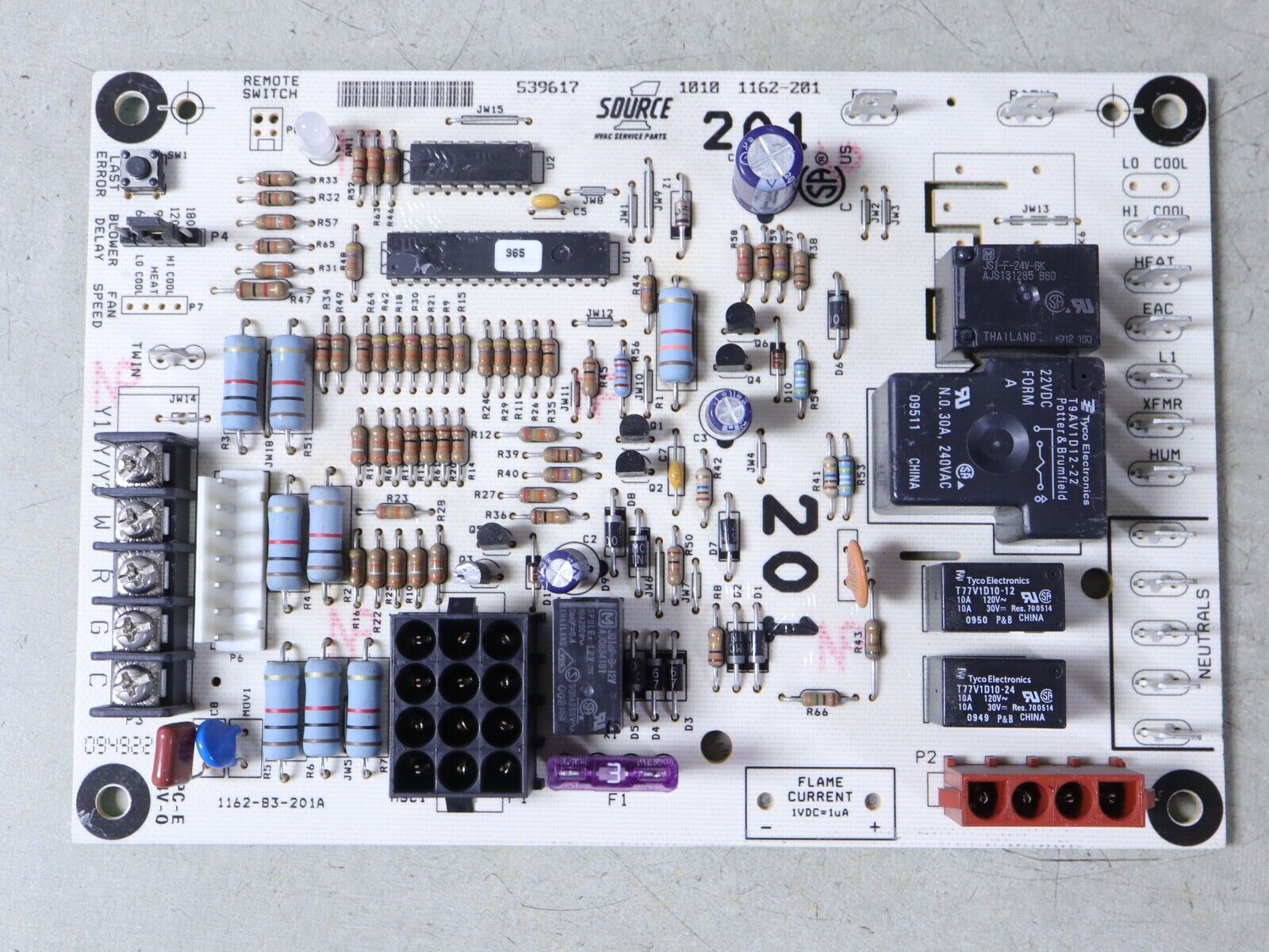 York Coleman 1162-83-201A 1162-201 Control Circuit Board 539617 S1-33103010000 York Coleman 1162-83-201A 1162-201 Control Circuit Board 539617 S1-33103010000