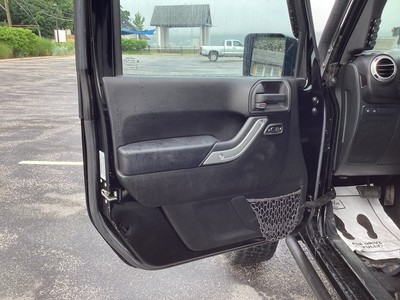 image 2 of interior
