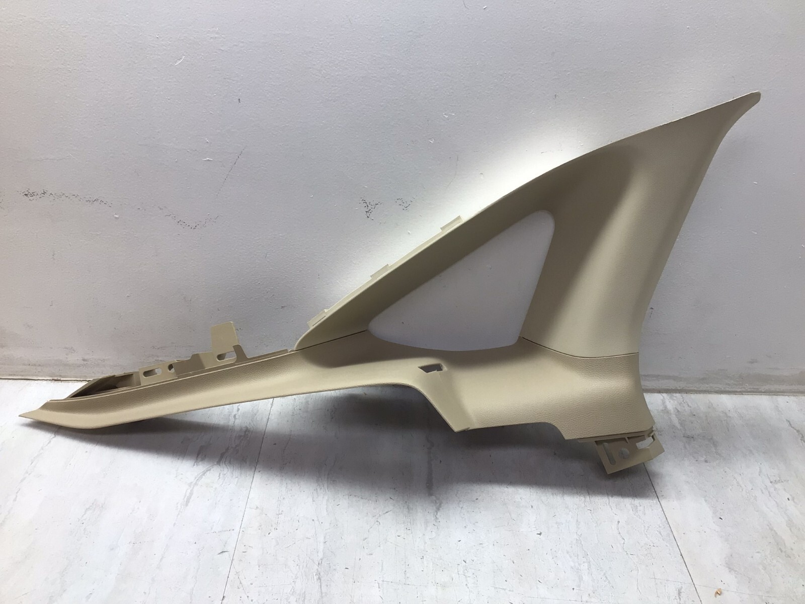 2014-2016 Ford Fusion OEM Driver Side Quarter Window Trim DS7Z-7831013-BA