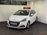 2018 Peugeot 208 1.2 PureTech 82 Signature 5dr [Start Stop] HATCHBACK PETROL Man