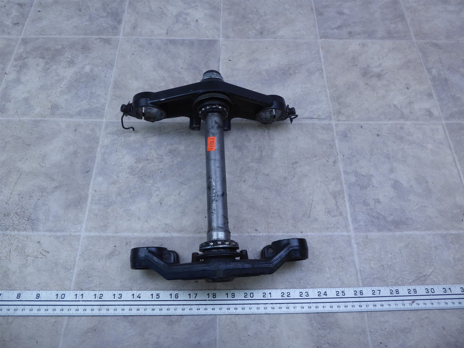 1988 Honda CBR1000F Hurricane H1113-2) triple tree steering