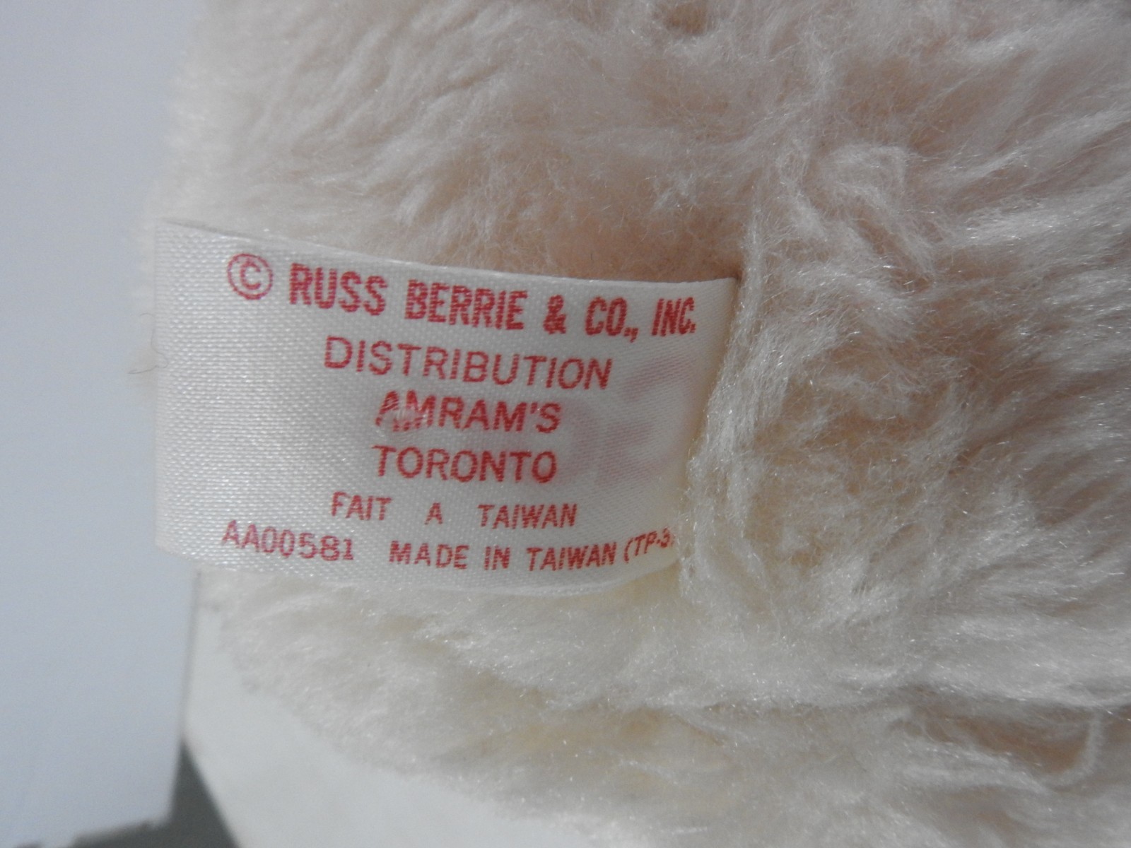 VINTAGE RUSS BERRIE  MERRY CHRISTMAS from GONGA SANTA HAT  7