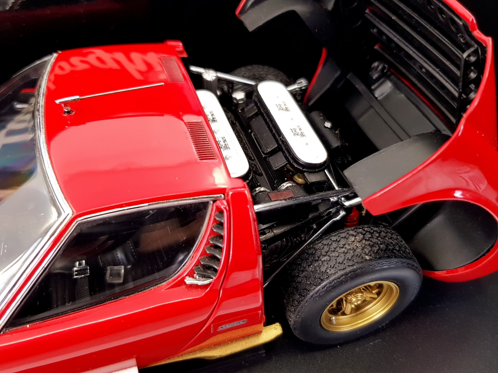 京商 ランボルギーニ Miura P400 SV 1/18 AUTOart 1/18 Kyosho Lamborghini Miura P400 (White & Silver) Diecast