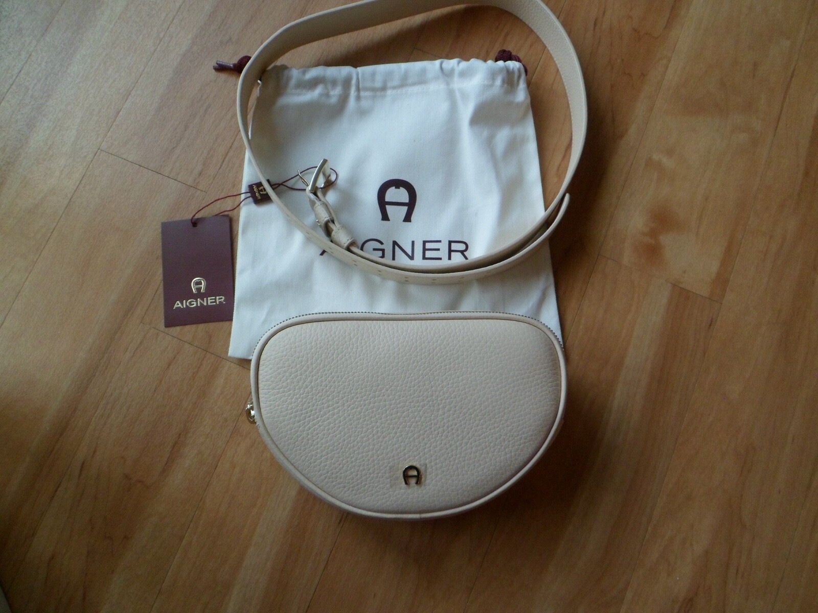  Aigner Ivy Gürteltasche Antique White NEU