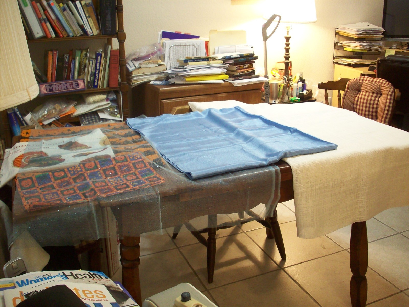 Fabrics: 1 Lot over 10 Yds.:3 Yds. White,3 Yds. Blue Satin,Turkey Print,etc(820