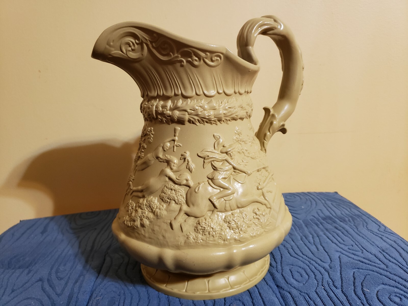 Antique English Gold Ridgway 9 1/4