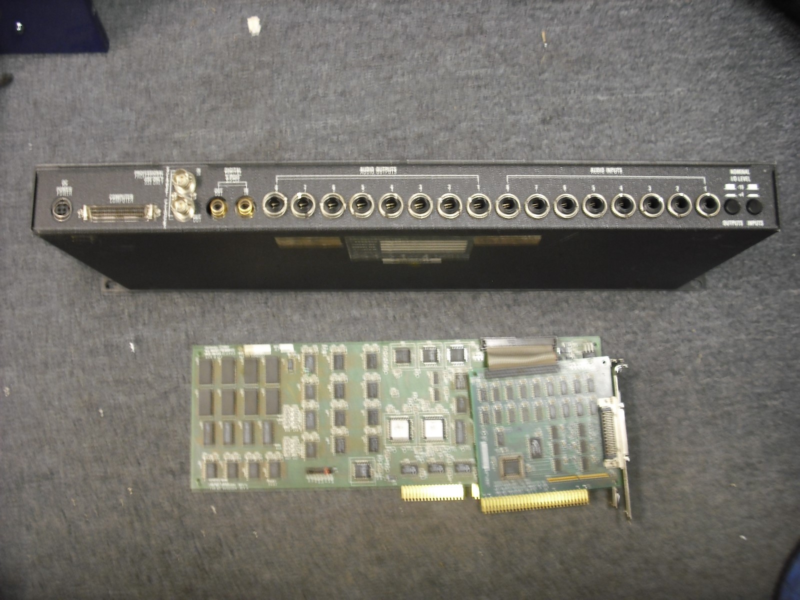 Digidesign 882 Rackmount Audio Interface with ISA cards and cables.  et