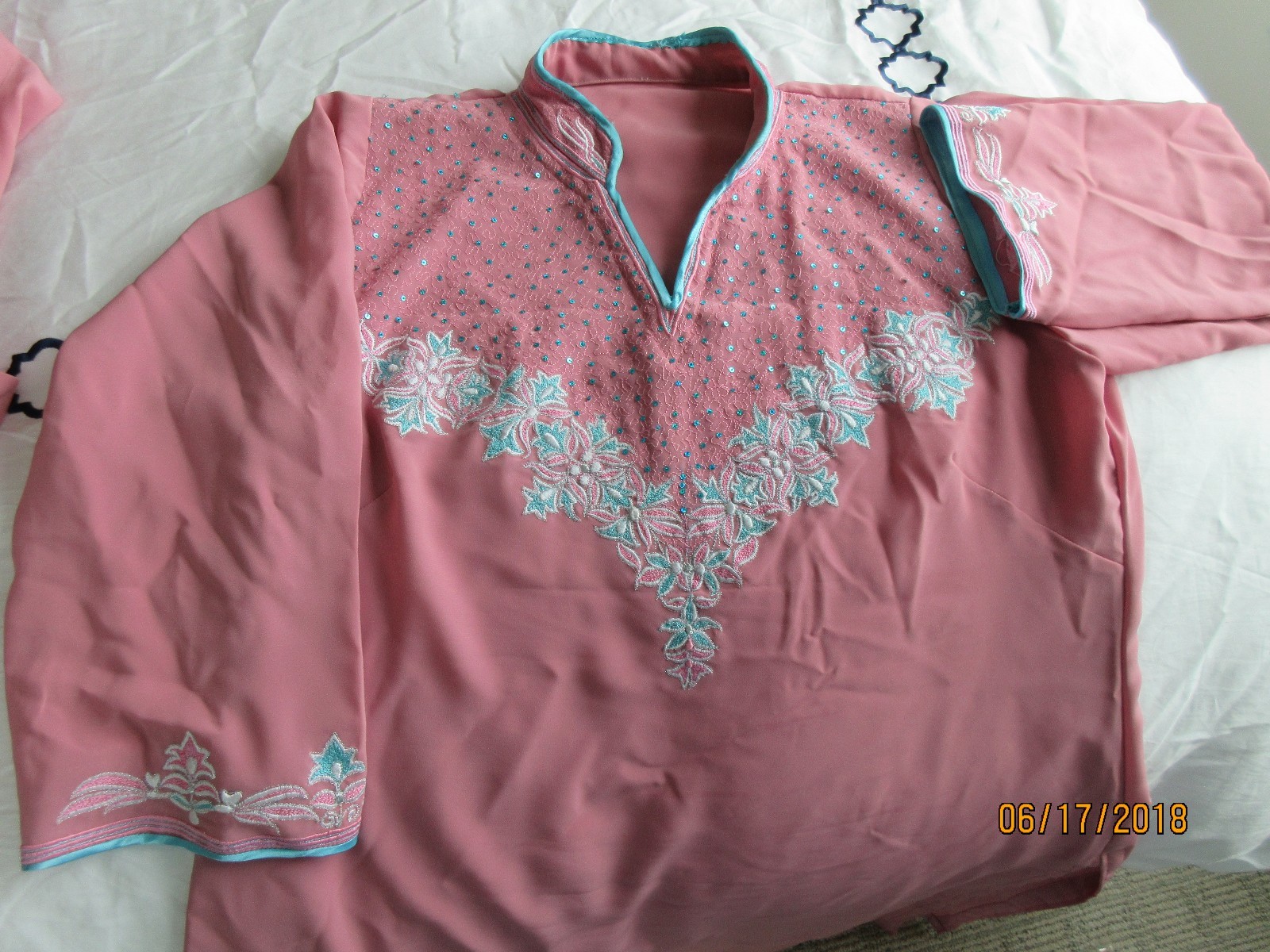 brandnew  xL 3 piece stiche  salman color  with turquize emb  kameez dup salwar