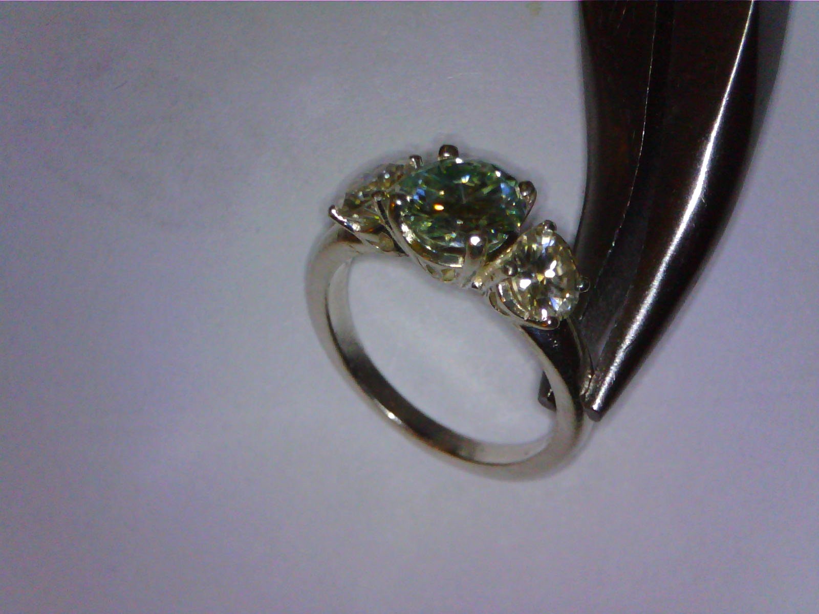 925 sterling silver moissanite diamond ring VVS-1 2.30tcw