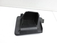 VW Touran II 5T 15-21 Ablagefach Staufach Fach VW Touran II 5T 15-21 24.10.2016 5TB857919A 5TB857919A82V gebraucht Vorschau 2