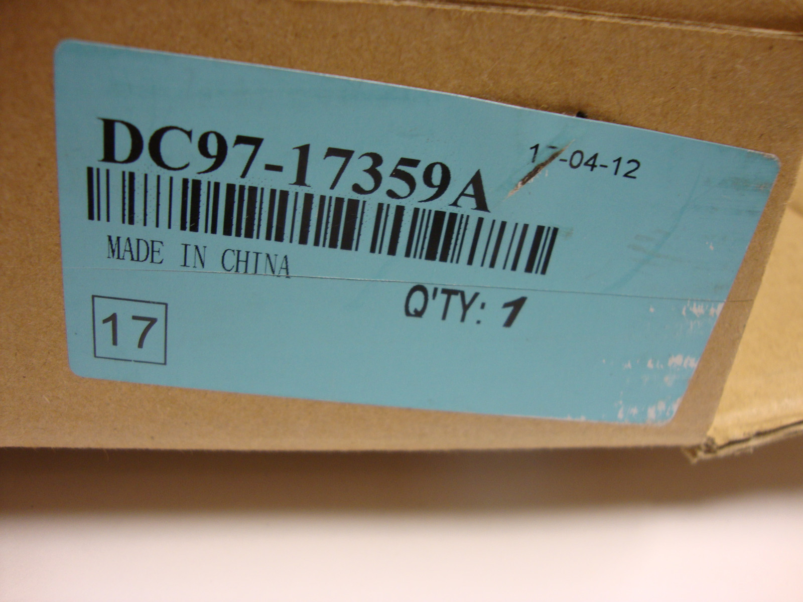DC97-17359A SAMSUNG outer door with chrome ring trim