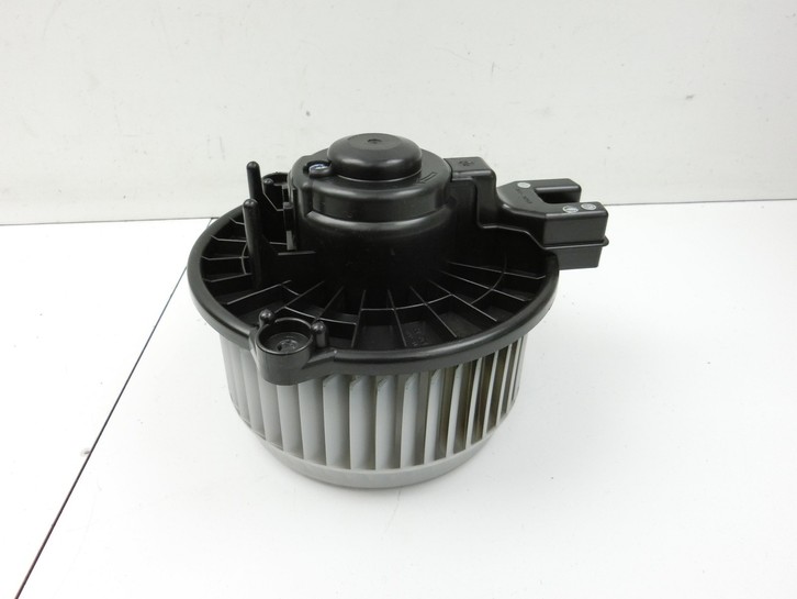 Honda Jazz GG3 08-11 Gebläsemotor Lüftermotor Heizungsgebläse Honda Jazz GG3 08-11 22.04.2009 gebraucht Bild 3