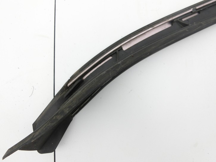 Mercedes A207 C207 E250 11-13 Leiste Zierleiste für Wasserabweiser Links Vorne 197 - Bild 6